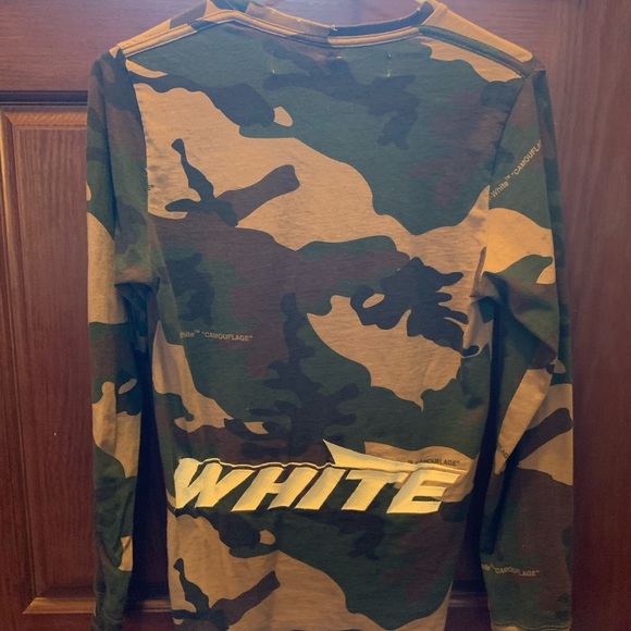 Off-white shirt with tags - Picture 3 of 8